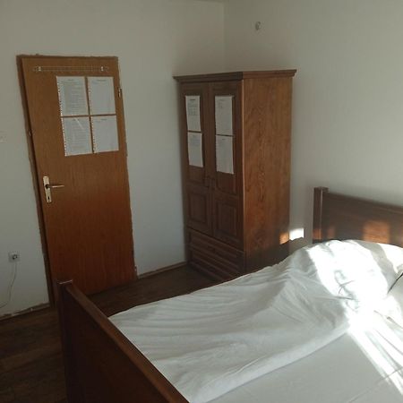 Sobe Nevenka Appartement Vrnjačka Banja Buitenkant foto