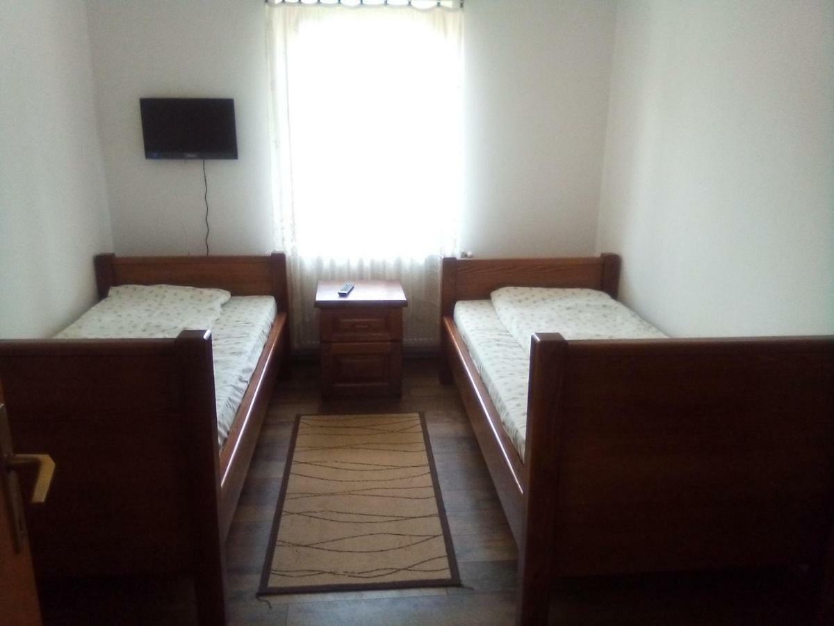 Sobe Nevenka Appartement Vrnjačka Banja Buitenkant foto